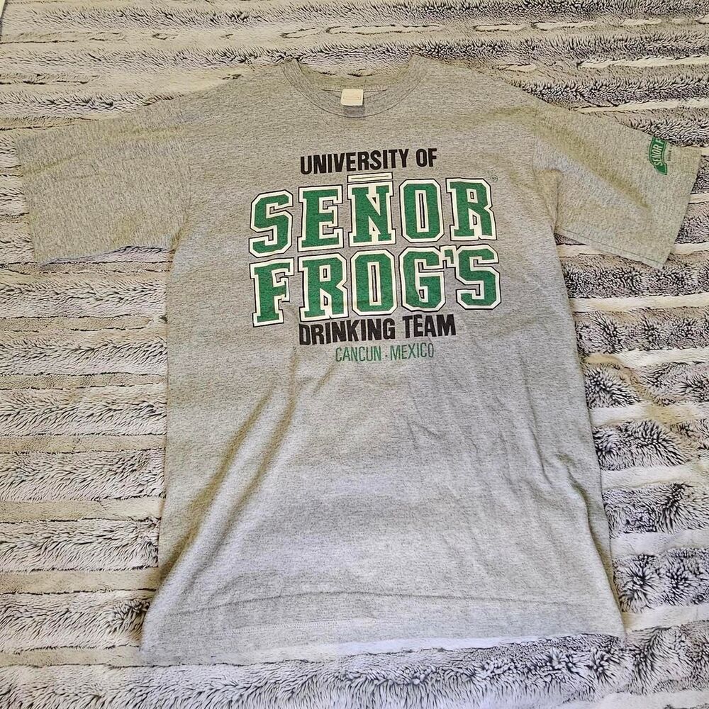 Unbranded Men's Grey and Green T-shirt